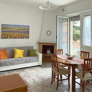 Hospitality And Comfort In Rome: E&e Apartamento